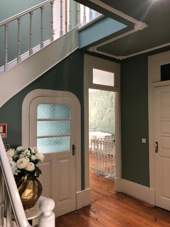 Godinho'S House Bed & Breakfast Матосиньос Екстериор снимка