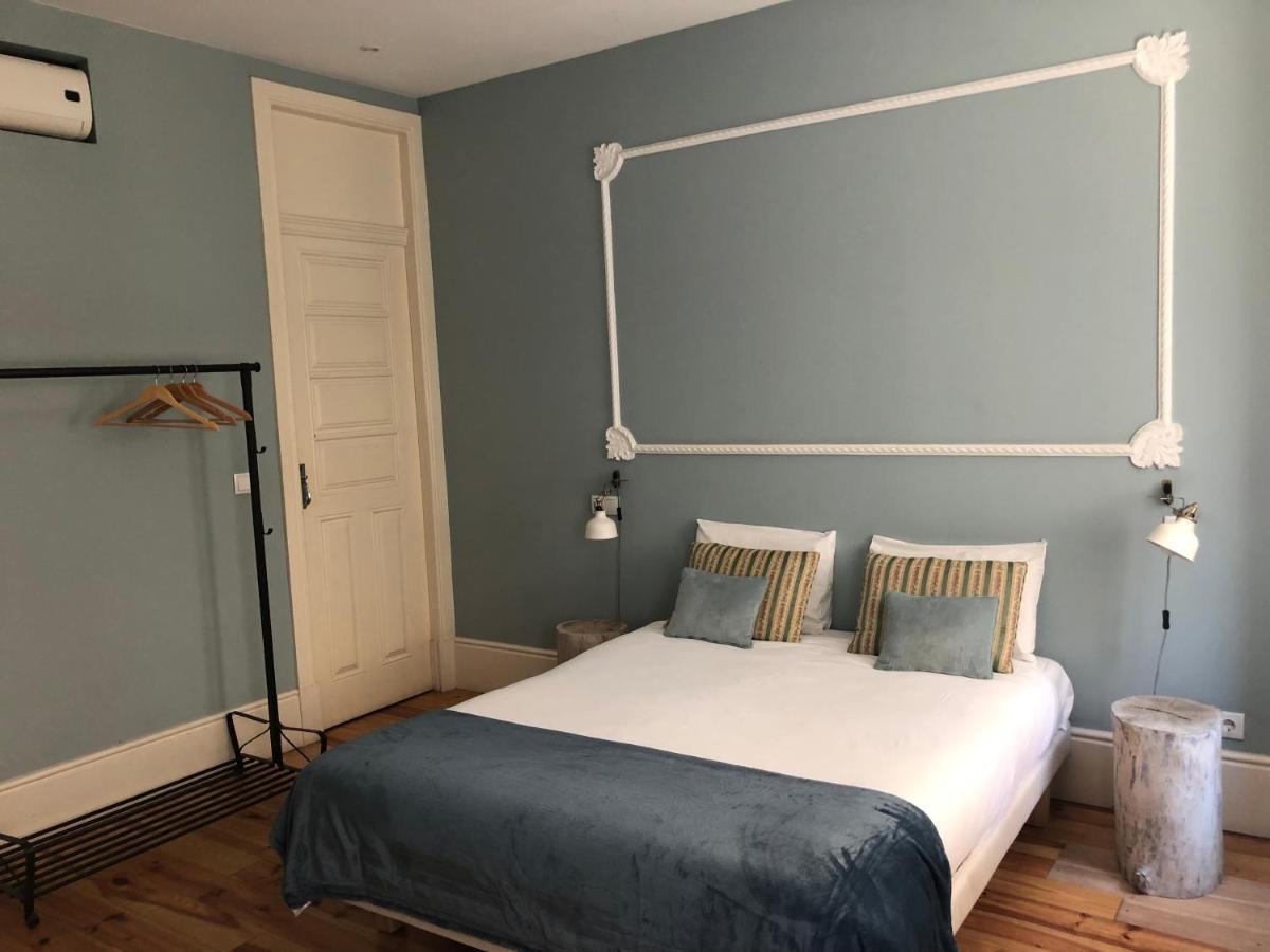 Godinho'S House Bed & Breakfast Матосиньос Екстериор снимка